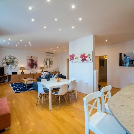 Octogon Apartment ซาเกร็บ ภายนอก รูปภาพ
