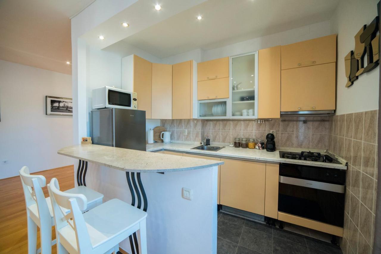 Octogon Apartment ซาเกร็บ ภายนอก รูปภาพ